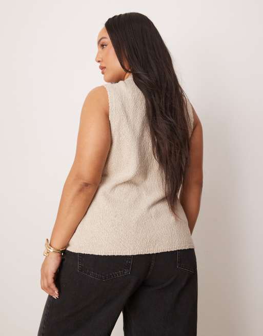 ASOS DESIGN Curve knit crew neck longline boucle vest in neutral, 3 of 4