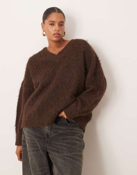 ASOS DESIGN Curve knitted brushed v neck oversized jumper in chocolate - view 1