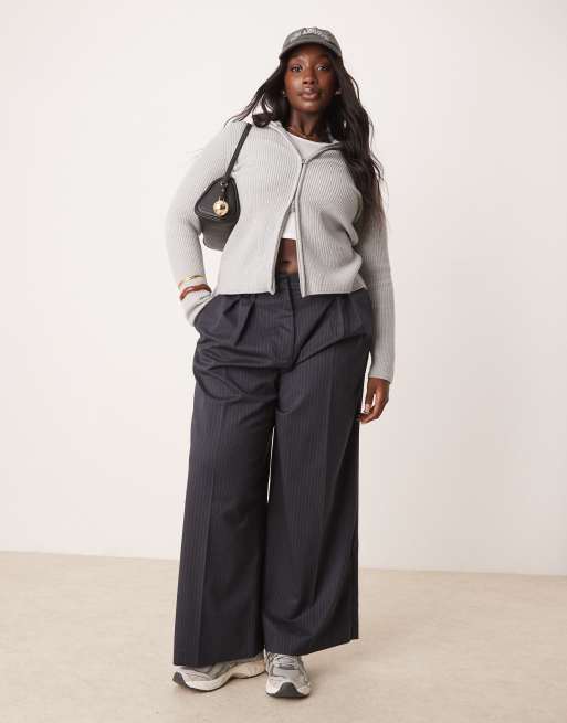 ASOS DESIGN Curve knitted zip through collar cardigan in mid grey, 2 of 4
