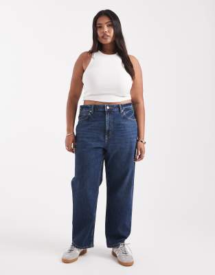 ASOS DESIGN Curve - Knöchellange, gerade geschnittene Jeans mit Comfort-Stretch in dunkler Waschung-Blau