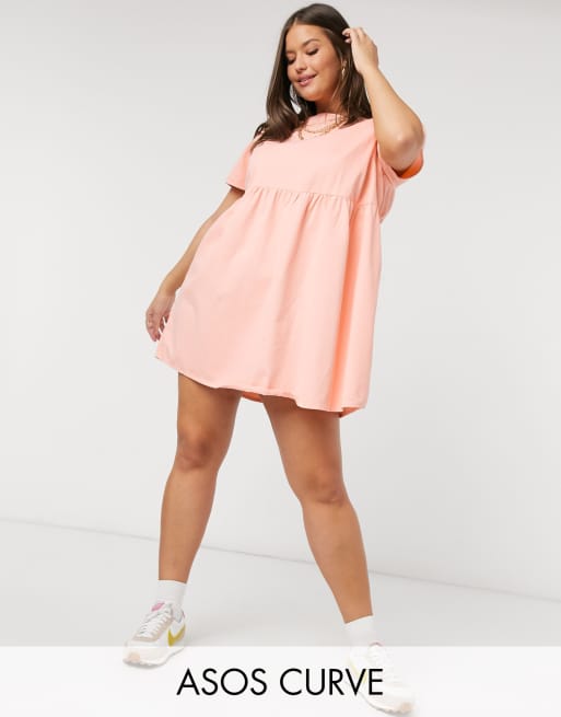 ASOS DESIGN Curve – Korallenrotes Hängerkleid aus weichem Jeansstoff