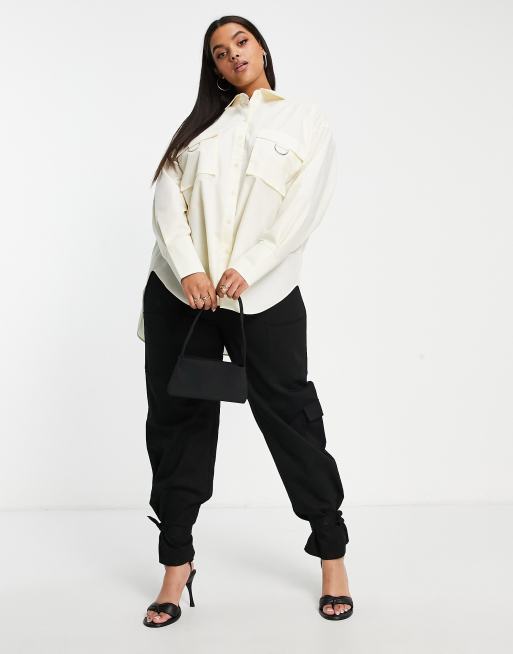 ASOS DESIGN Curve – Kremowa koszula oversize z kieszeniami w stylu roboczym, 2 z 4
