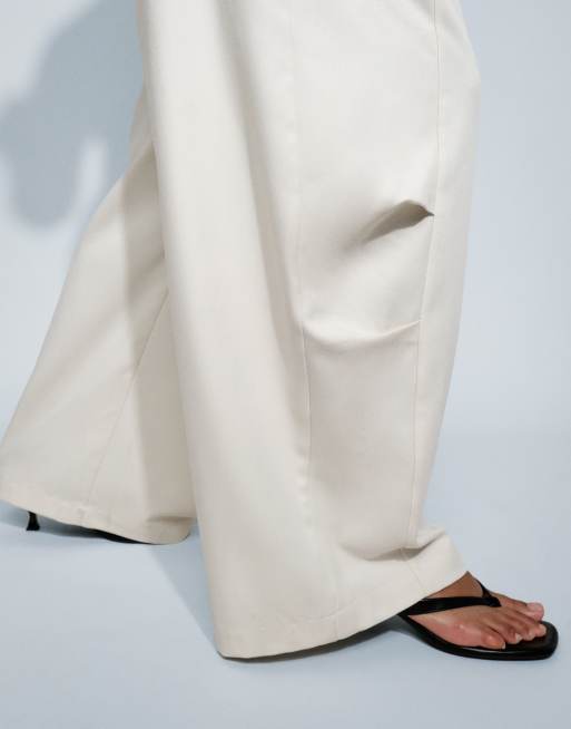 ASOS DESIGN Curve – Kremowe eleganckie spodnie barrel w stylu utility, 2 z 7