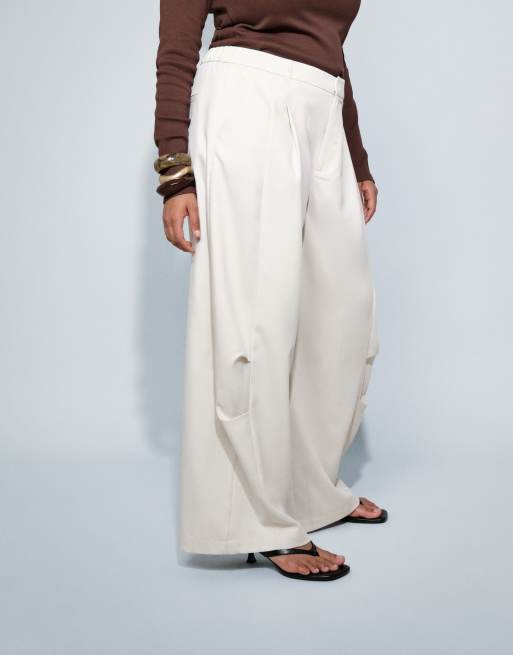 ASOS DESIGN Curve – Kremowe eleganckie spodnie barrel w stylu utility, 3 z 7