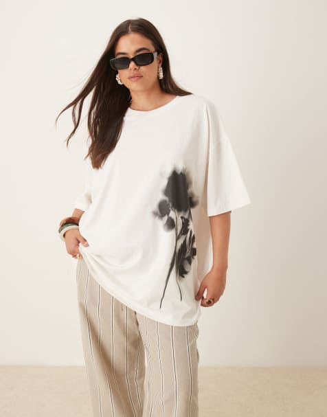 ASOS DESIGN Curve – Kremowy T-shirt oversize z rozmytą grafiką kwiatu - view 1