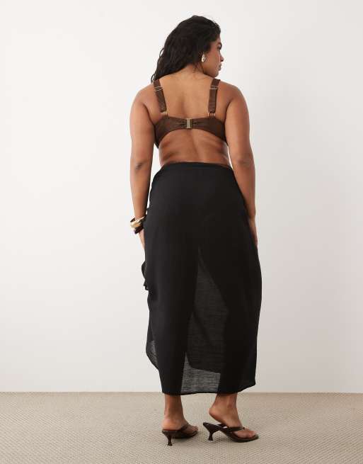 ASOS DESIGN Curve – Kurzer Strand-Sarong aus Baumwolle in Schwarz mit Knitterstruktur, 4 von 4