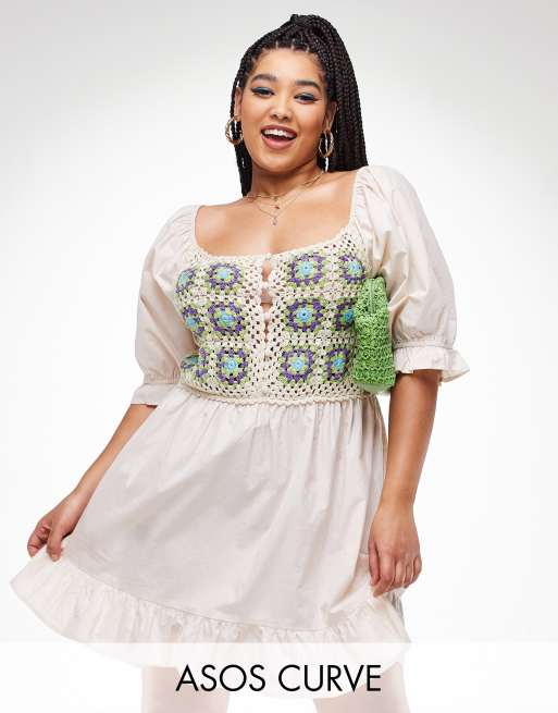 ASOS DESIGN Curve – Kurzes Hängerkleid in Cremeweiß mit gehäkeltem Einsatz