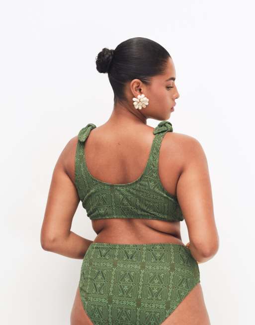ASOS DESIGN Curve - Kyle - Haut de bikini court torsadé à l'avant et brodé - Olive, 4 de 8