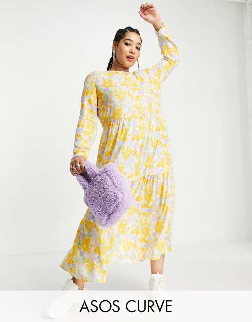 ASOS DESIGN Curve - Lagdelt smock-midikjole med lange ærmer og lyst blomstermønster