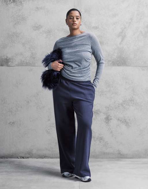 ASOS DESIGN Curve – Langärmliges, drapiertes Oberteil aus weichem Jersey in meliertem Grau, 3 von 4