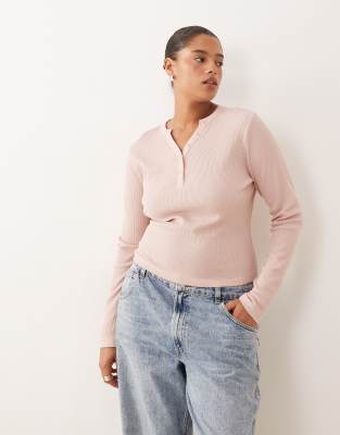 ASOS DESIGN Curve - Langärmliges Henley-Shirt in Rosa mit Waffelstruktur und knappem Schnitt