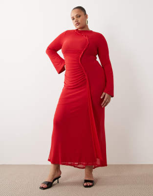 ASOS DESIGN Curve - Langärmliges Maxikleid aus Netzstoff in Rot mit verdrehtem Detail