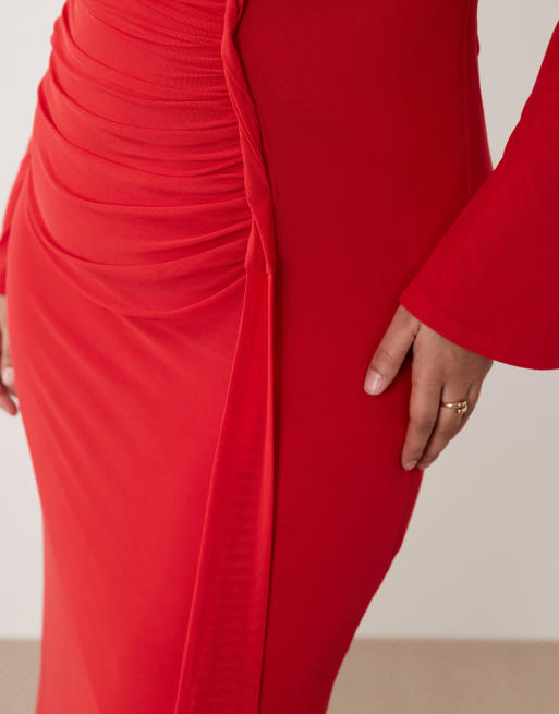 ASOS DESIGN Curve – Langärmliges Netzstoff-Maxikleid in Rot mit verdrehtem Detail, 3 von 4