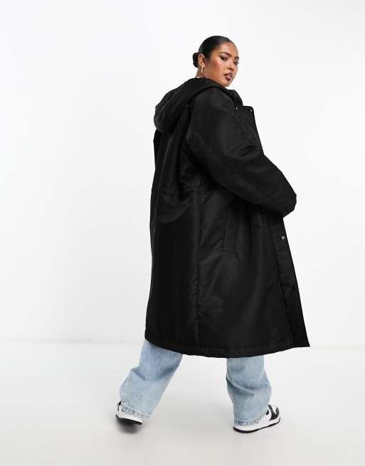 ASOS DESIGN Curve – Langer Oversize-Regenmantel in Schwarz mit 