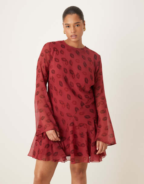 ASOS DESIGN Curve - Langærmet minikjole med flæsenederdel og rødt læbeprint - view 1