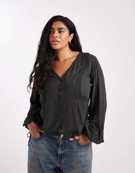 ASOS DESIGN Curve - Langærmet og sort bluse med tekstur og blondepanel - view 1