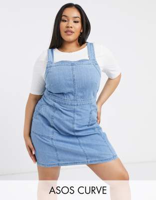 ASOS DESIGN Curve Latzkleid aus weichem Denim in verwaschenem Mittelblau ASOS