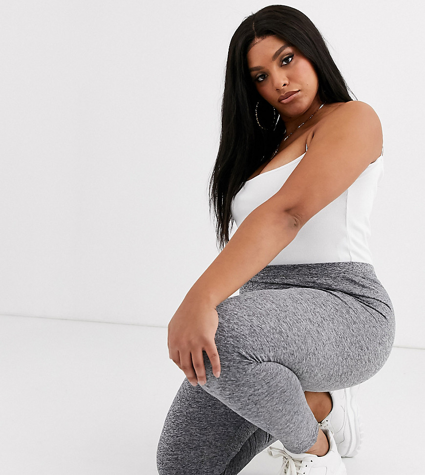 Plus-size leggings by ASOS DESIGN Add them to your everyday line-up Minimal design High-rise waist Bodycon fit A tight cut to the body