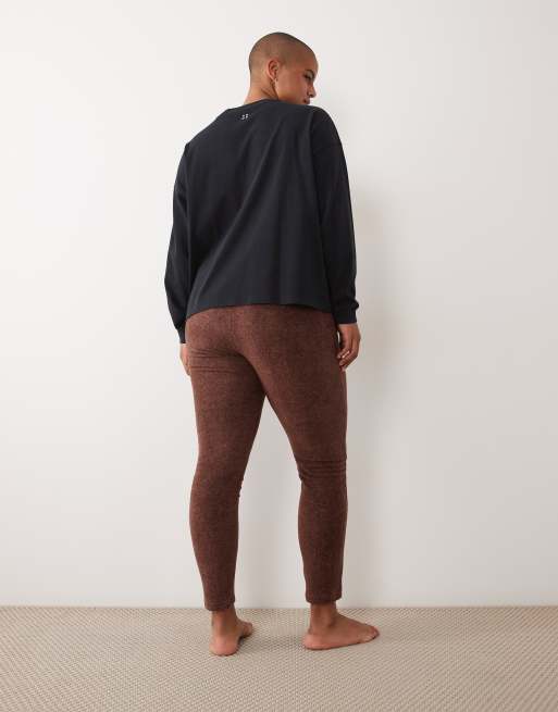 ASOS DESIGN Curve legging lounge à coordonner en polaire légère couleur chocolat, 5 de 5