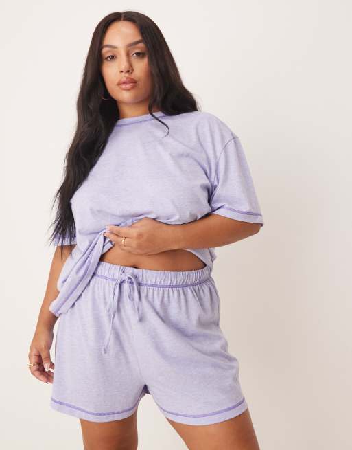 ASOS DESIGN Curve – Lilamelerad pyjamas med shorts och t-shirt i oversize, 2 av 4