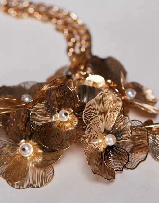 ASOS DESIGN Curve – Limited Edition – Goldfarbene Halskette mit Blumendetails mit Drahtverzierung, 2 von 3