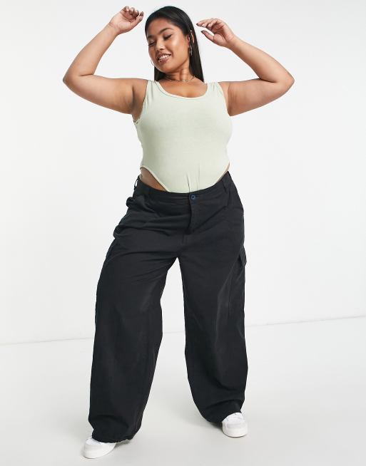 ASOS DESIGN Curve – Limonkowe body bez rękawów z efektem sprania, 4 z 4