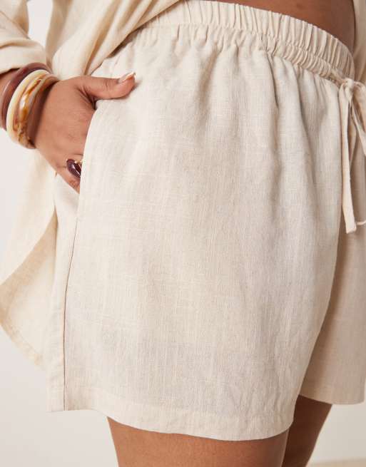 ASOS DESIGN Curve linen blend pull on shorts in stone