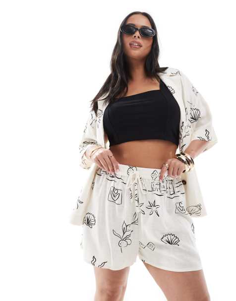 ASOS DESIGN Curve linen blend shorts in sketch print - part of a set - view 1