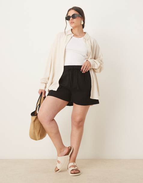 ASOS DESIGN Curve linen look pull on shorts co-ord in black - view 1