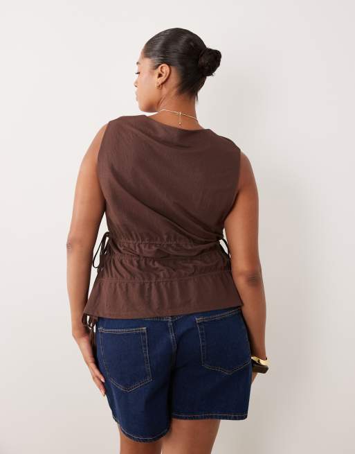 ASOS DESIGN Curve linen-look sleeveless top with drawstring waist in brown, 4 of 4
