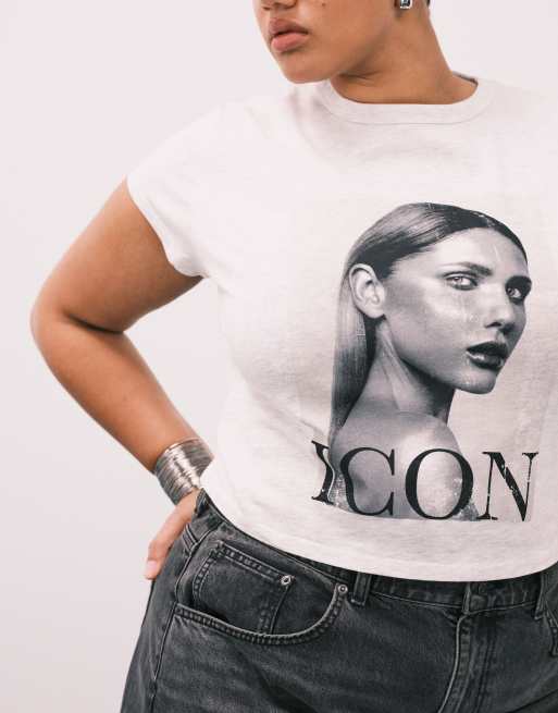 ASOS DESIGN Curve – Ljusgrå, melerad, liten t-shirt med "Icon Magazine"-tryck, 3 av 4