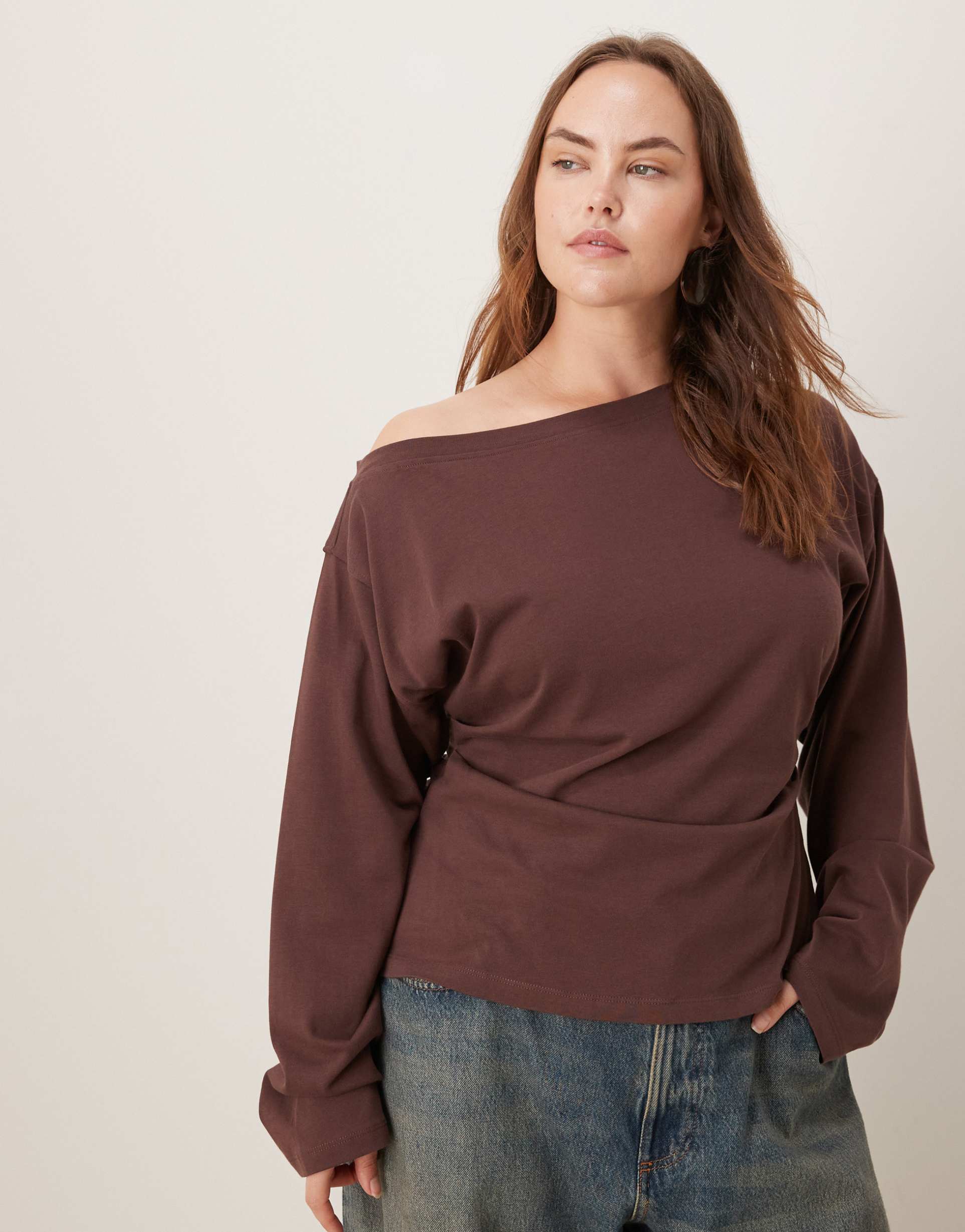 asos design curve long sleeve off shoulder corset waist tee in chocolate