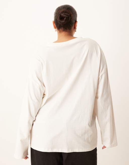 ASOS DESIGN Curve long sleeve skater tee with arizona varsity graphic in cream, 4 of 4