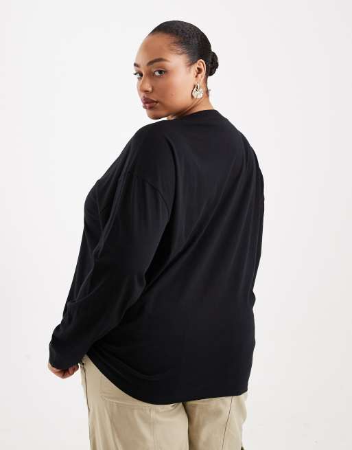 ASOS DESIGN Curve long sleeve T-shirt with Bloom graphic in black, 4 of 4