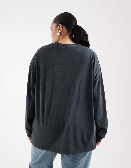 ASOS DESIGN Curve long sleeve t-shirt with siren sounds graphic in washed charcoal, 4 of 4