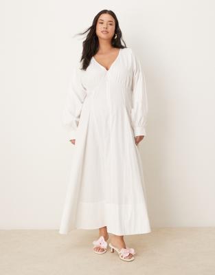ASOS DESIGN Curve long sleeve v neck poplin maxi dress in white - view 1