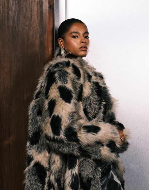 ASOS DESIGN Curve longline patch faux fur coat in oatmeal and black, 3 of 4