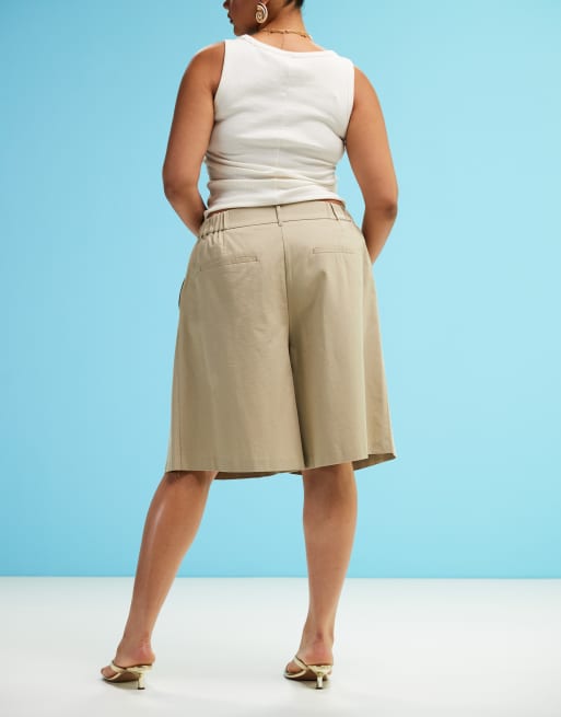 ASOS DESIGN Curve – Longline-Safari-Shorts in Camel mit Bundfalten, 5 von 5