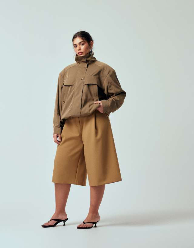 ASOS DESIGN Curve longline tailored cullottes in camel
