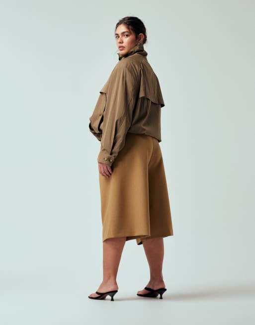 ASOS DESIGN Curve longline tailored cullottes in camel, 3 of 5