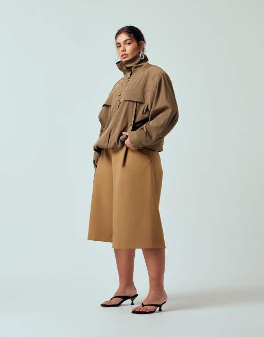ASOS DESIGN Curve longline tailored cullottes in camel, 4 of 5