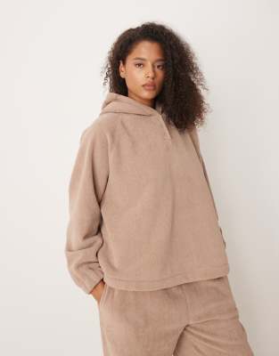 ASOS DESIGN Curve - Lounge-Kapuzenpullover aus Microfleece in Taupe-Grau