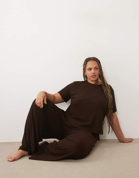ASOS DESIGN Curve lounge mix & match lounge rib oversized pyjama tee with side split in chocolate - view 1