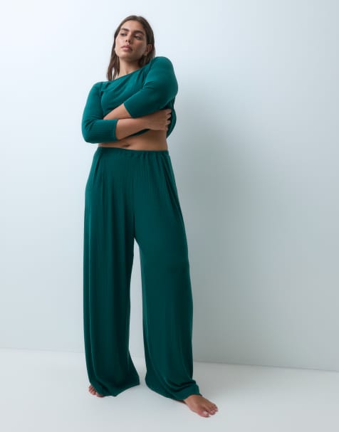 ASOS DESIGN Curve lounge mix & match rib wide leg pyjama bottom in dark green - view 1