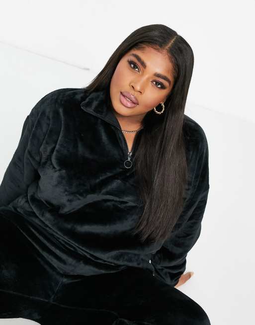 ASOS DESIGN Curve - Lounge-sæt med superblød sweatshirt og joggingbukser i sort, 3 af 4