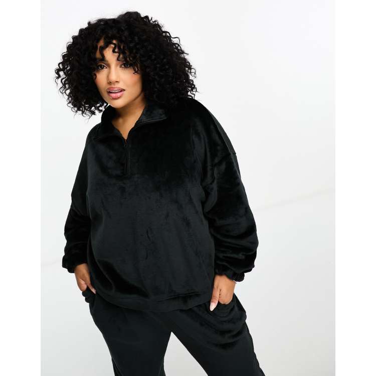 Super Soft Fleece Jogger in Black XS - M