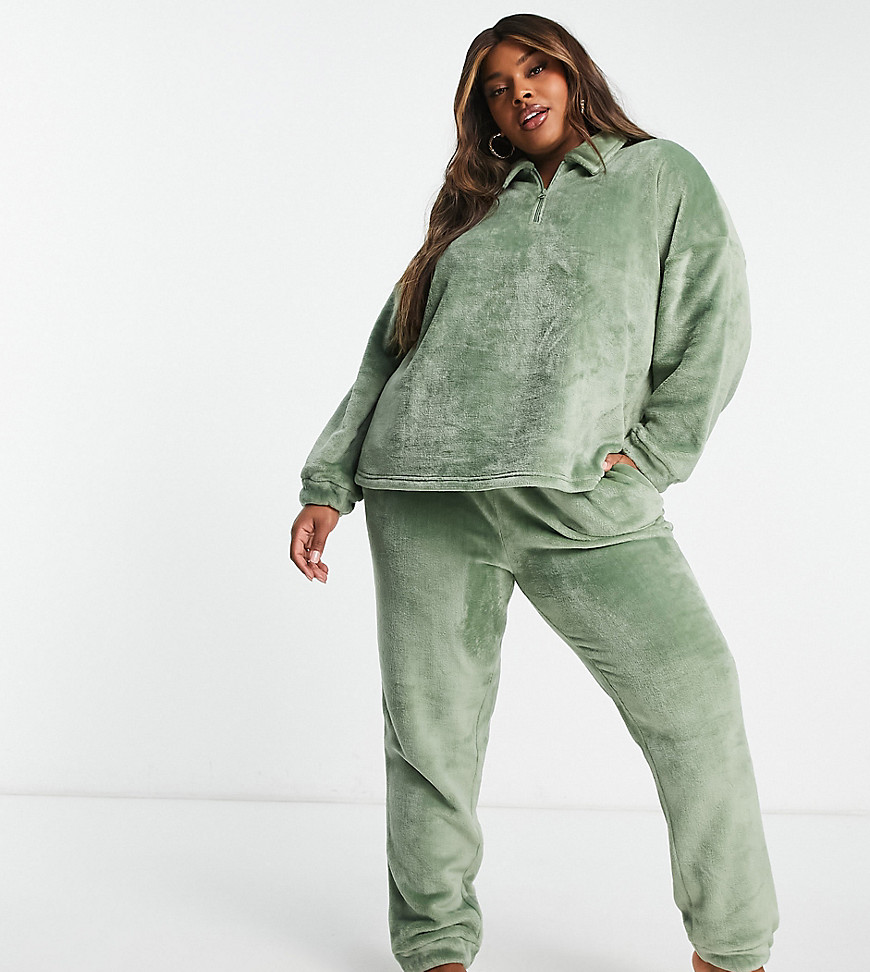 ASOS DESIGN Curve lounge super soft fleece zip up sweatshirt & sweatpants set in green
