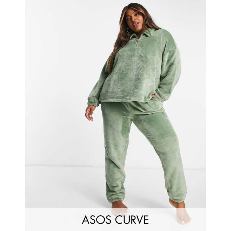 ASOS DESIGN lounge super soft fleece sweatshirt & sweatpants set in gray