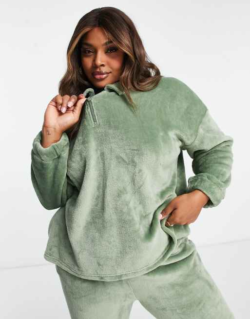 ASOS DESIGN Curve lounge super soft fleece sweat & pants set in