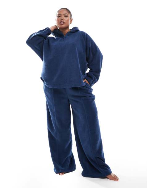ASOS DESIGN Curve - Loungebroek van microfleece met wijde pijpen in donkerblauw - view 1